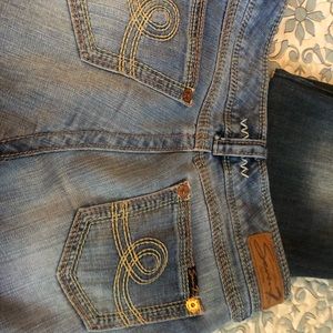 Seven Women’s Capris Size 10